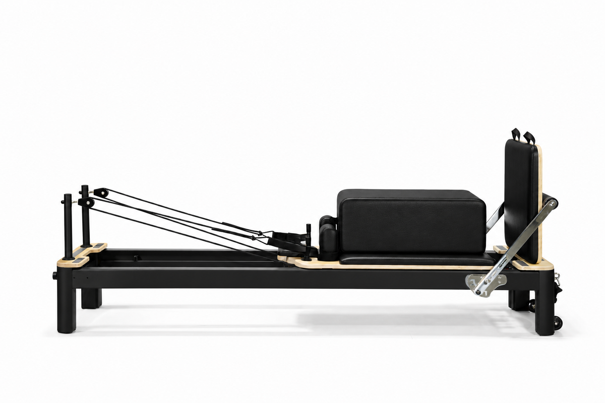 ALLORO Reformer Black Edition – Seitenansicht